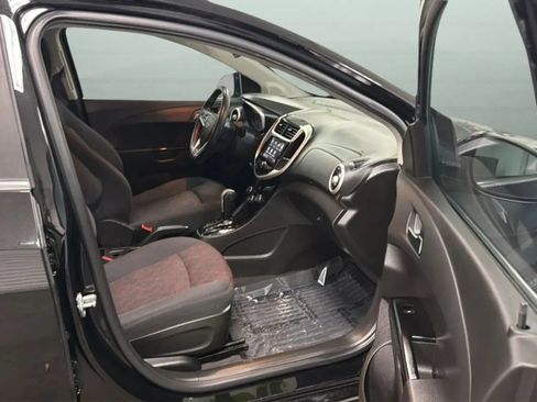 Used 2018 Chevrolet Sonic LT w/ Convenience Package FWD image 22
