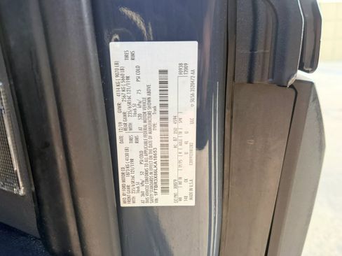 Used 2020 Ford Transit 250 148 High Roof Extended RWD image 28