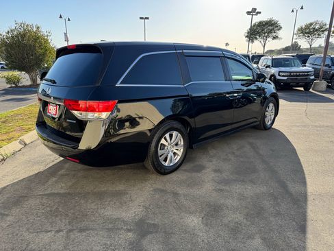 Used 2016 Honda Odyssey SE image 3