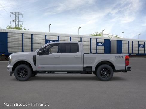 New 2026 Ford F250 Lariat w/ Black Appearance Package AWD/4WD image 3
