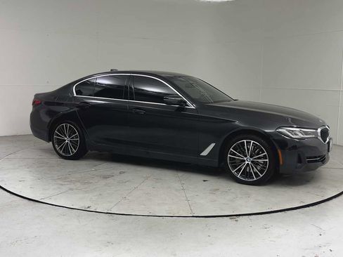 Used 2023 BMW 530e xDrive w/ Luxury Seating Package AWD/4WD image 8