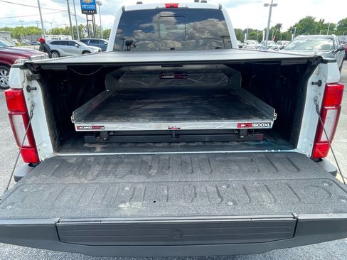 Used 2022 Ford F250 Platinum w/ FX4 Off-Road Package AWD/4WD image 20