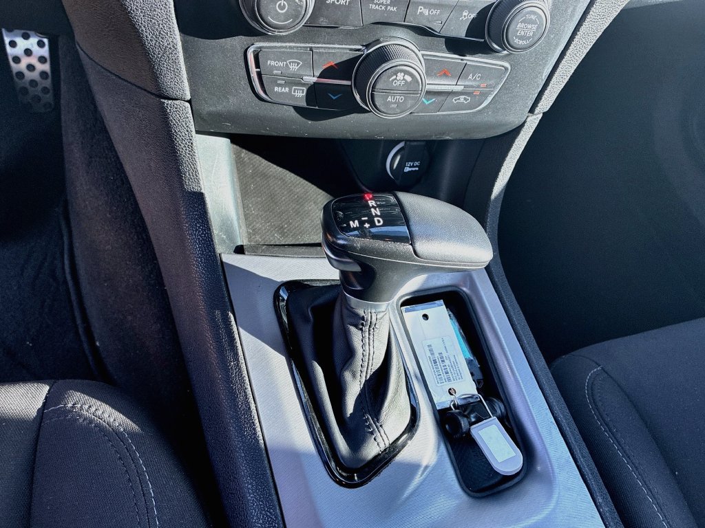 Used 2022 Dodge Charger R/T w/ Blacktop Package RWD image 16
