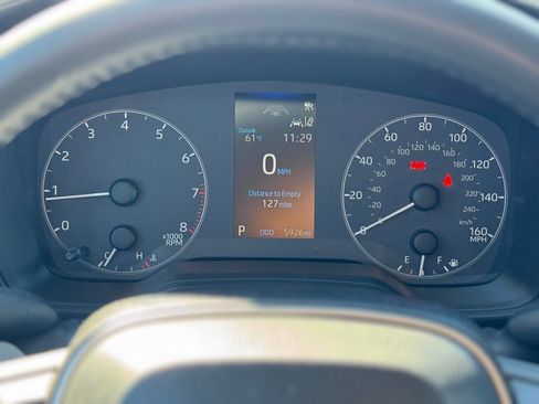 Used 2024 Toyota Corolla Cross LE image 13