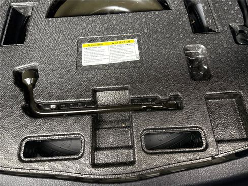 Certified 2023 Toyota Camry SE image 33