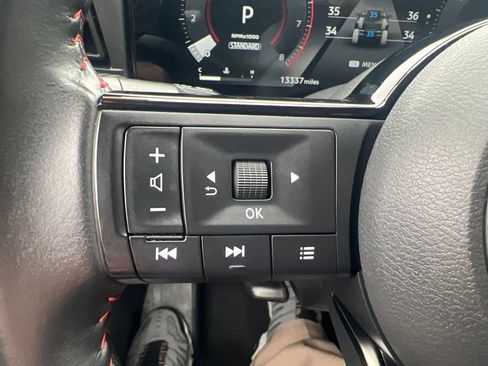 Certified 2025 Nissan Kicks SR AWD/4WD image 59