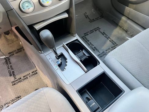 Used 2008 Toyota Camry LE FWD image 21
