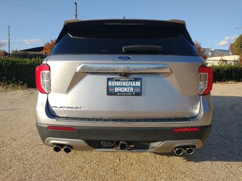 Used 2021 Ford Explorer Platinum w/ Equipment Group 601A image 14