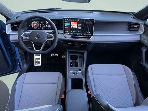 New 2026 Volkswagen Tiguan SE R-Line image 21