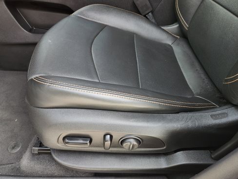Used 2020 GMC Terrain SLT w/ Preferred Package FWD image 26