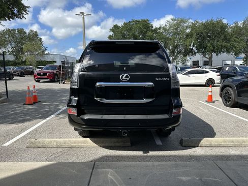 Used 2023 Lexus GX 460 Premium w/ Premium Plus Package AWD/4WD image 7