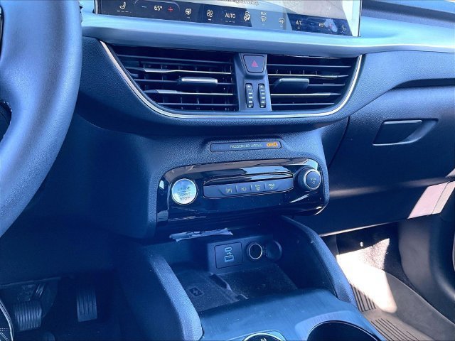 Used 2023 Ford Escape Platinum FWD image 27