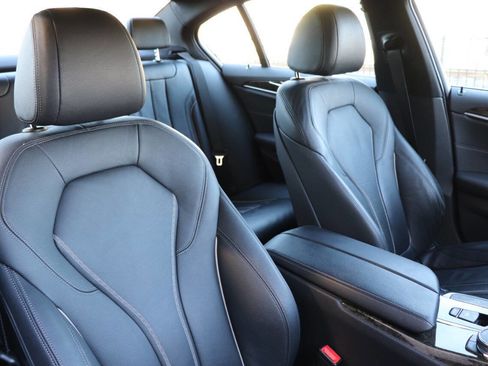 Used 2019 BMW 530i w/ Convenience Package image 45