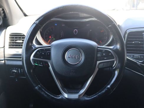 Used 2019 Jeep Grand Cherokee Limited AWD/4WD image 14