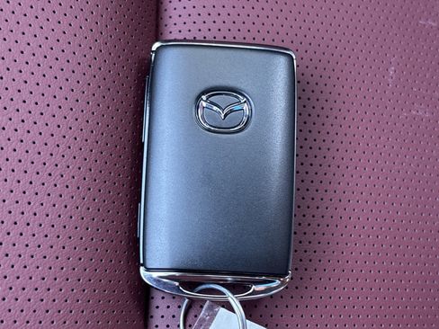 New 2026 MAZDA MAZDA3 2.5 S Hatchback w/ Premium Pkg image 40