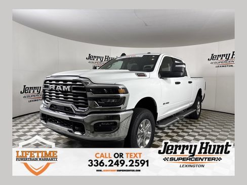 Used 2026 RAM 2500 Big Horn AWD/4WD image 1