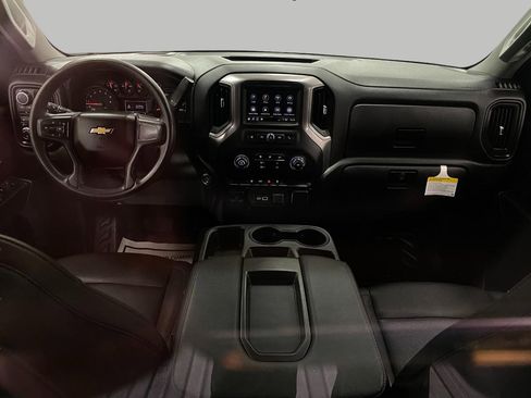 Used 2025 Chevrolet Silverado 2500 W/T w/ WT Convenience Package image 19