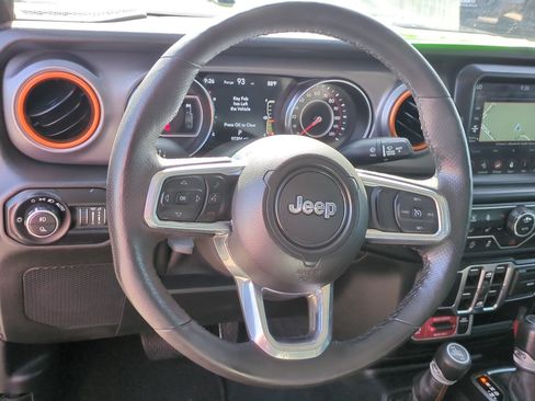 Used 2021 Jeep Gladiator Mojave AWD/4WD image 15