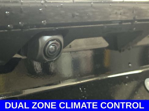 Certified 2025 Subaru Outback Touring XT AWD/4WD image 16