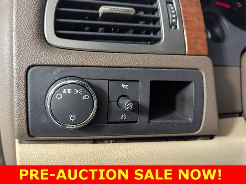 Used 2007 GMC Yukon XL SLT w/ SLT Preferred Equipment Group image 13