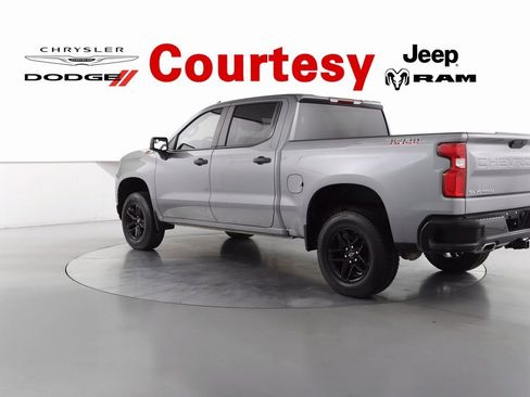 Used 2021 Chevrolet Silverado 1500 Custom Trail Boss w/ Safety Confidence Package image 7