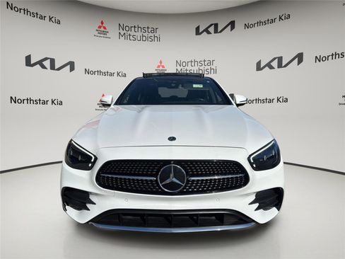 Used 2022 Mercedes-Benz E 350 Sedan image 9