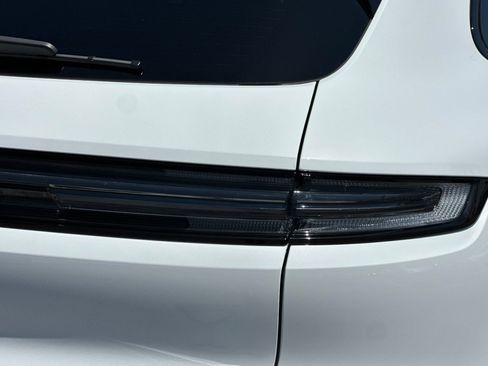 Certified 2025 Porsche Cayenne GTS AWD/4WD image 28