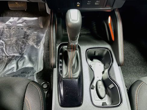 Used 2024 Nissan Frontier PRO-4X w/ Technology Package image 17