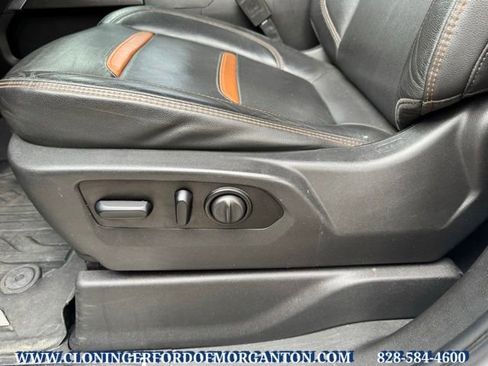 Used 2021 GMC Sierra 2500 AT4 w/ AT4 Premium Plus Package image 28