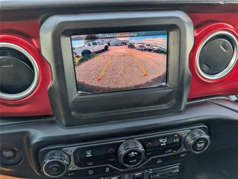 Used 2021 Jeep Wrangler Unlimited Rubicon AWD/4WD image 27