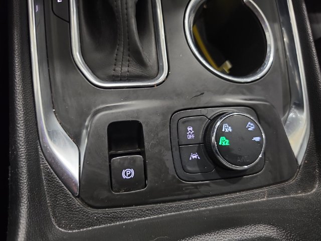Used 2021 Chevrolet Traverse RS w/ LPO, Floor Liner Package AWD/4WD image 11