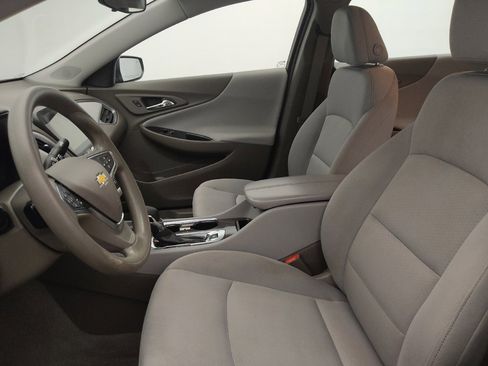 Used 2022 Chevrolet Malibu LT image 17