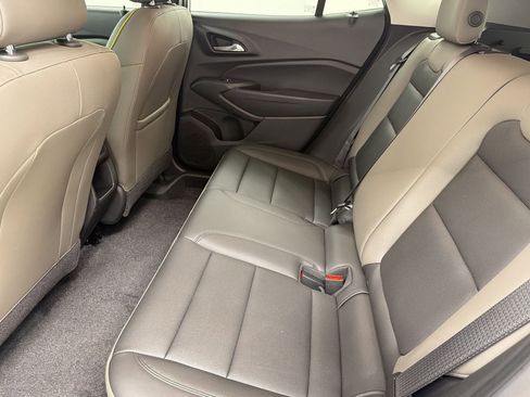 Used 2025 Chevrolet Trax ACTIV w/ Driver Confidence Package image 15