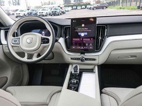 New 2026 Volvo XC60 B5 Ultra w/ Protection Package Premier image 22