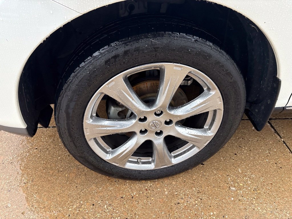 Used 2014 Nissan Murano LE w/ Platinum Edition Package AWD/4WD image 9