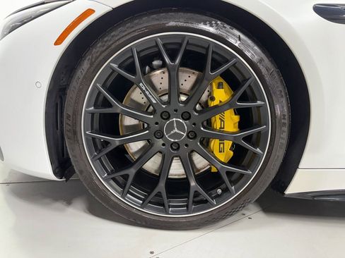 Used 2022 Mercedes-Benz SL 63 AMG 4MATIC image 40