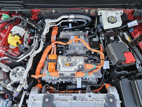 New 2025 Cadillac Lyriq Sport image 28