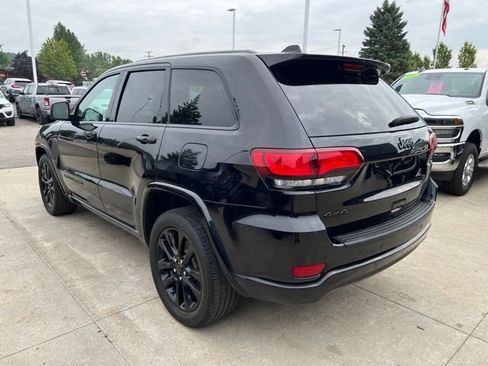 Certified 2021 Jeep Grand Cherokee Laredo X AWD/4WD image 4