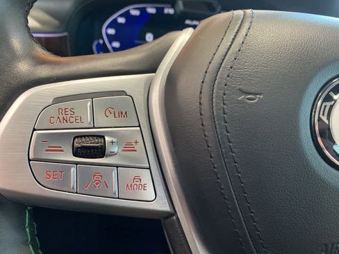 Used 2021 BMW ALPINA B7 xDrive image 20