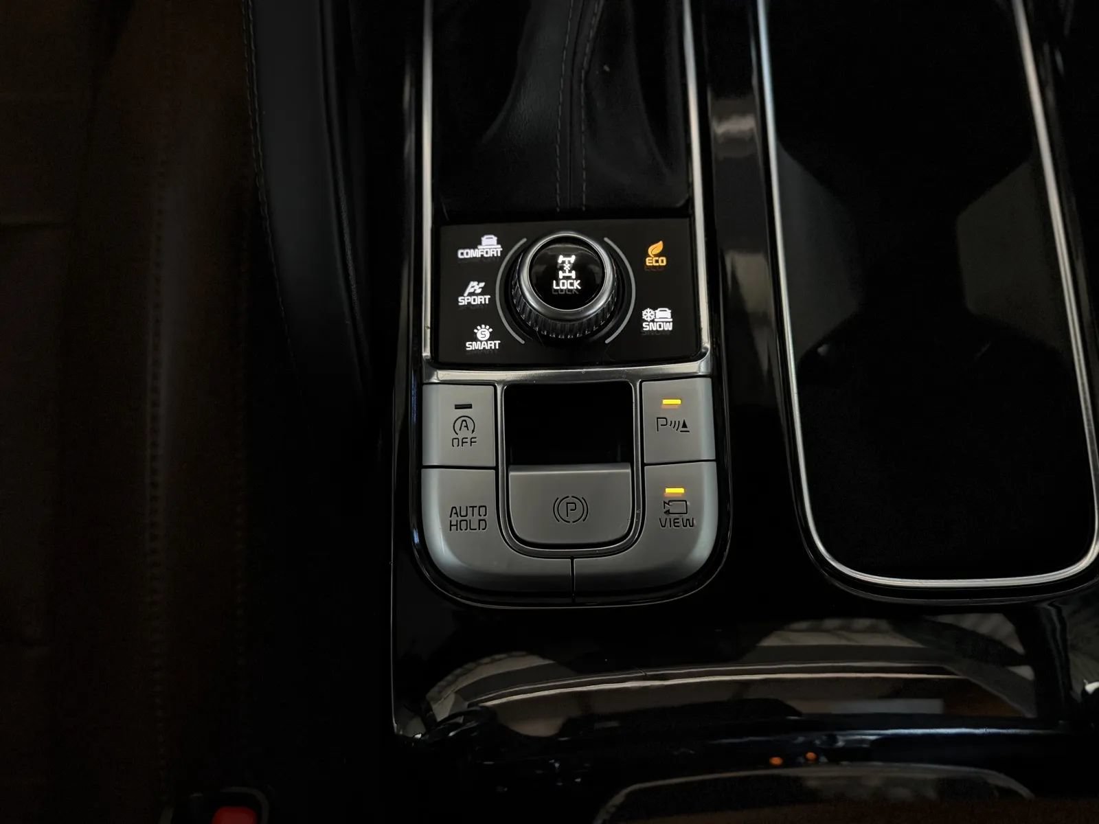 Used 2022 Kia Telluride SX w/ SX Prestige Package AWD/4WD image 41