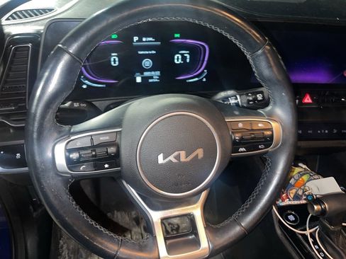 Certified 2023 Kia Sportage EX image 7