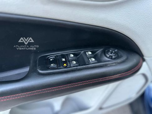 Used 2018 Jeep Compass Limited w/ Navigation Group image 30