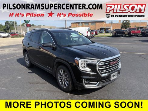 Used 2024 GMC Terrain SLT AWD/4WD image 1