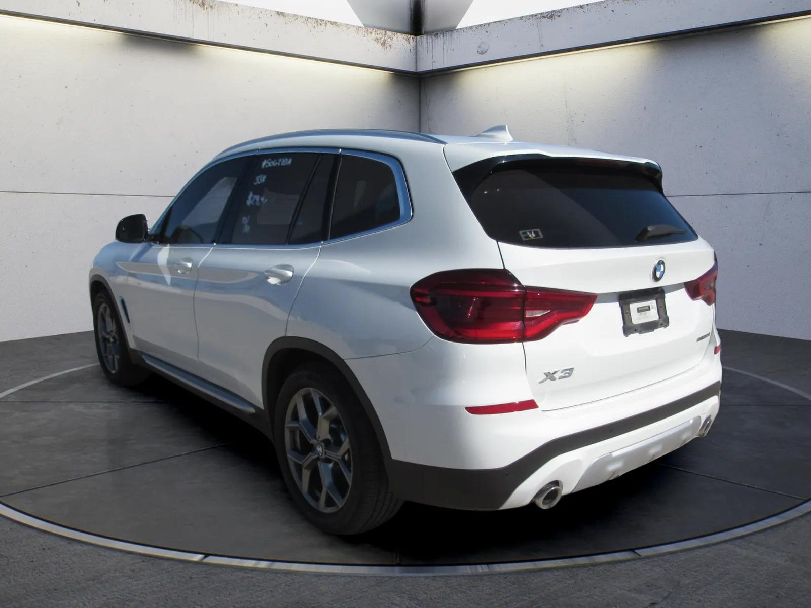Used 2021 BMW X3 sDrive30i w/ Convenience Package RWD image 4