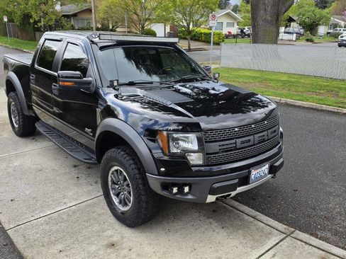 Used 2011 Ford F150 Raptor w/ Raptor Luxury Pkg image 3
