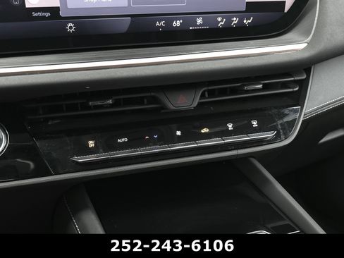 Used 2025 Buick Envision Sport Touring AWD/4WD image 16