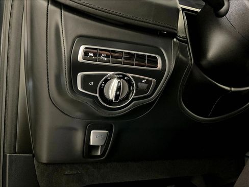 Certified 2022 Mercedes-Benz G 63 AMG 4MATIC image 37