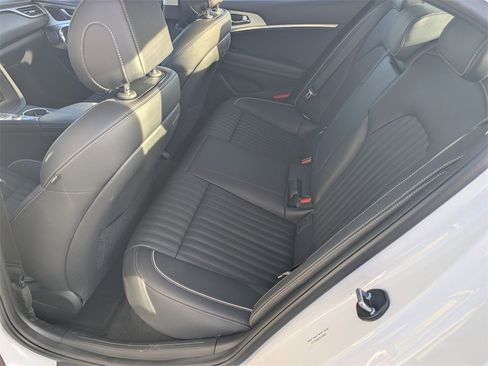 Used 2026 Genesis G70 2.5T Prestige image 17