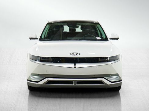 Certified 2023 Hyundai Ioniq 5 Limited AWD/4WD image 8