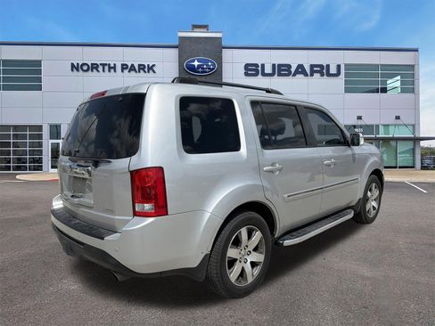 Used 2014 Honda Pilot Touring image 3